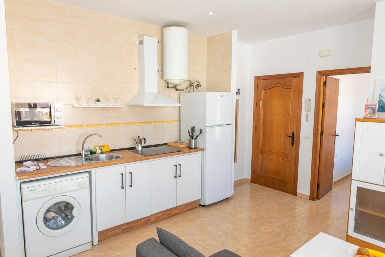 Casa Poniente | Acogedora Casa En Casco Historico Apartment Barbate Bagian luar foto